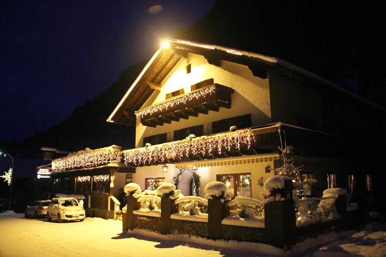 Partenerhof Partenen Exterior photo